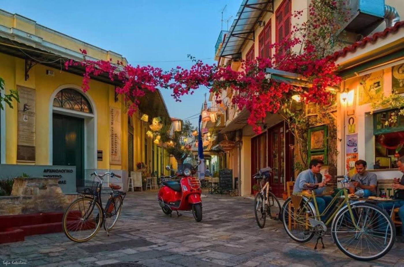 Kalamata'S Sunny Retreat Near The Historic Center 外观 照片